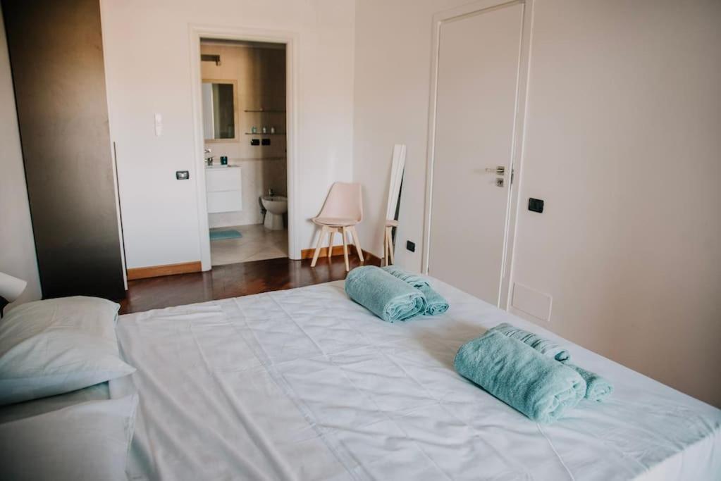 Appartement Poccio House à Fiumicino Extérieur photo