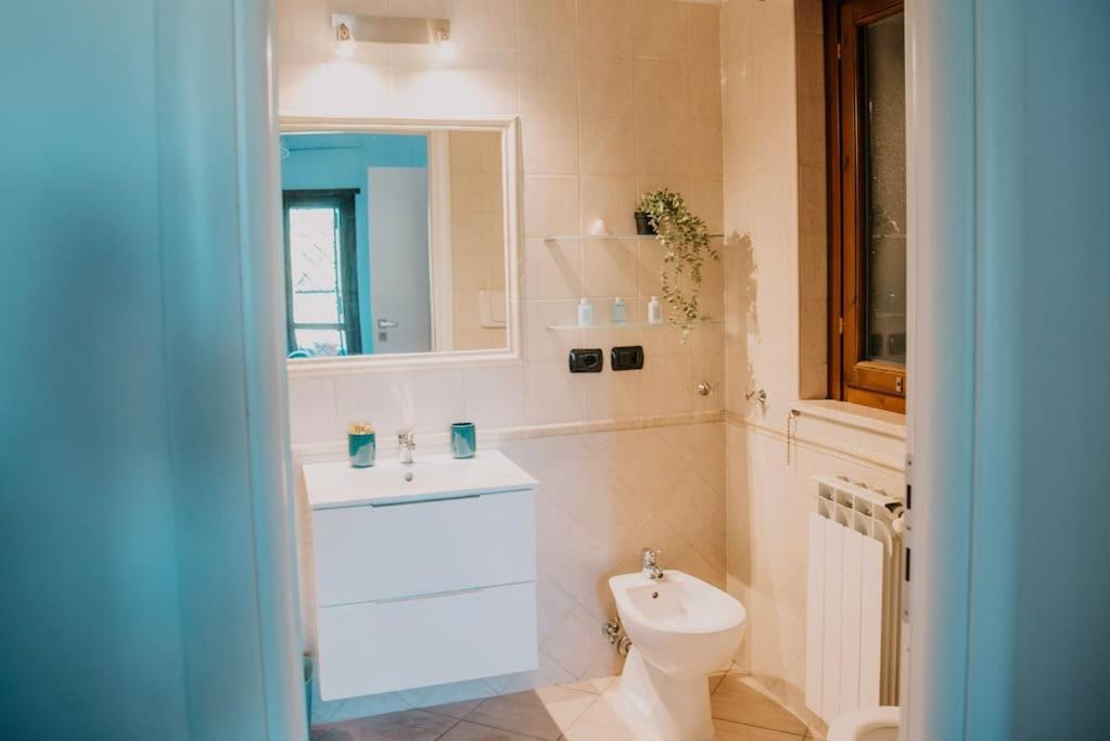 Appartement Poccio House à Fiumicino Extérieur photo